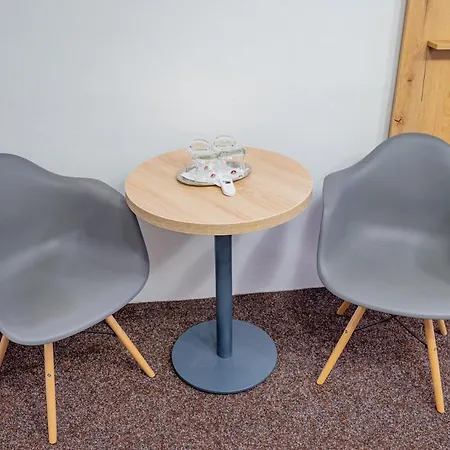 Hotel Zlata Labut 3*