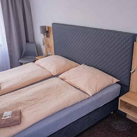 Zlatá Labuť 3* Králíky