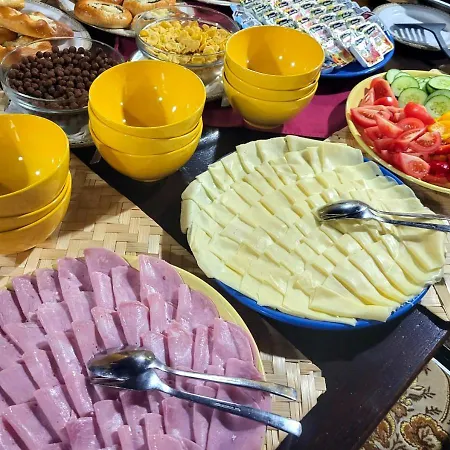Hotel Zlata Labut Kraliky