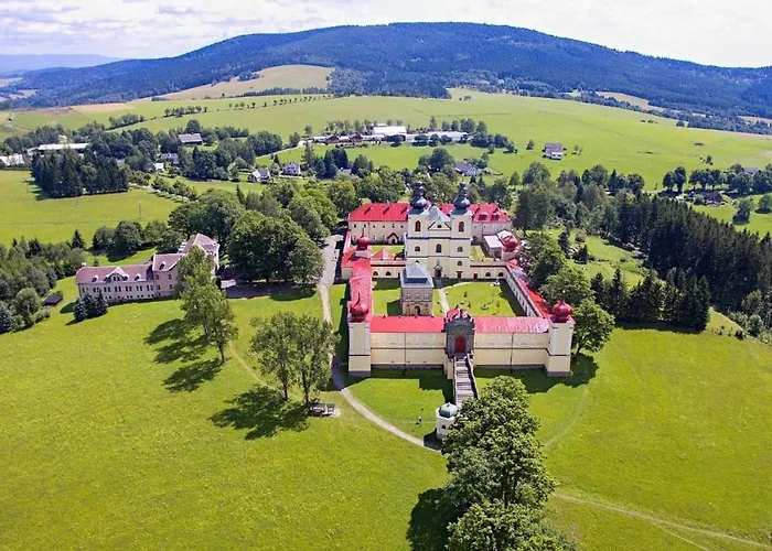 Zlata Labut 3* Kraliky